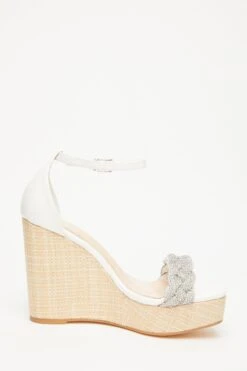 White Embellished Pleat Wedges 13 White Embellished Pleat Wedges -Outlet Clothyne Store 00100033267 ZS