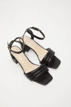 Wide Fit Black Block Heeled Sandals -Outlet Clothyne Store 00100033310 XS