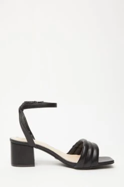 Wide Fit Black Block Heeled Sandals -Outlet Clothyne Store 00100033310 ZS