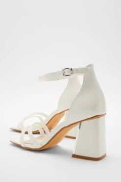 Wide Fit White Asymmetric Strap Heeled Sandals -Outlet Clothyne Store 00100037670 XS