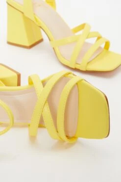 Yellow Cross Strap Block Heeled Sandals -Outlet Clothyne Store 00100037981 ZB