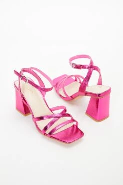 Pink Cross Strap Block Heeled Sandals 11 Pink Cross Strap Block Heeled Sandals -Outlet Clothyne Store 00100037983 XS